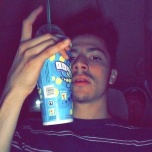 Meet your Posher, Erick